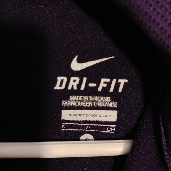 Nike spring jacket - Picture 2 of 2